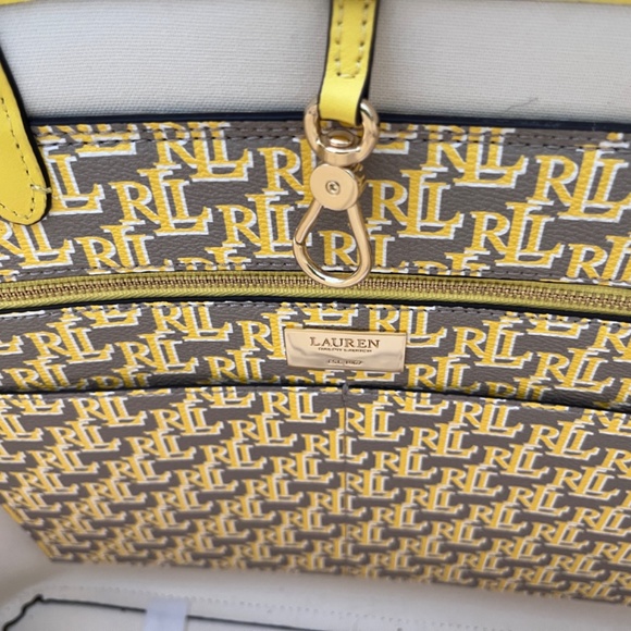 Ralph Lauren Tote - Picture 4 of 6